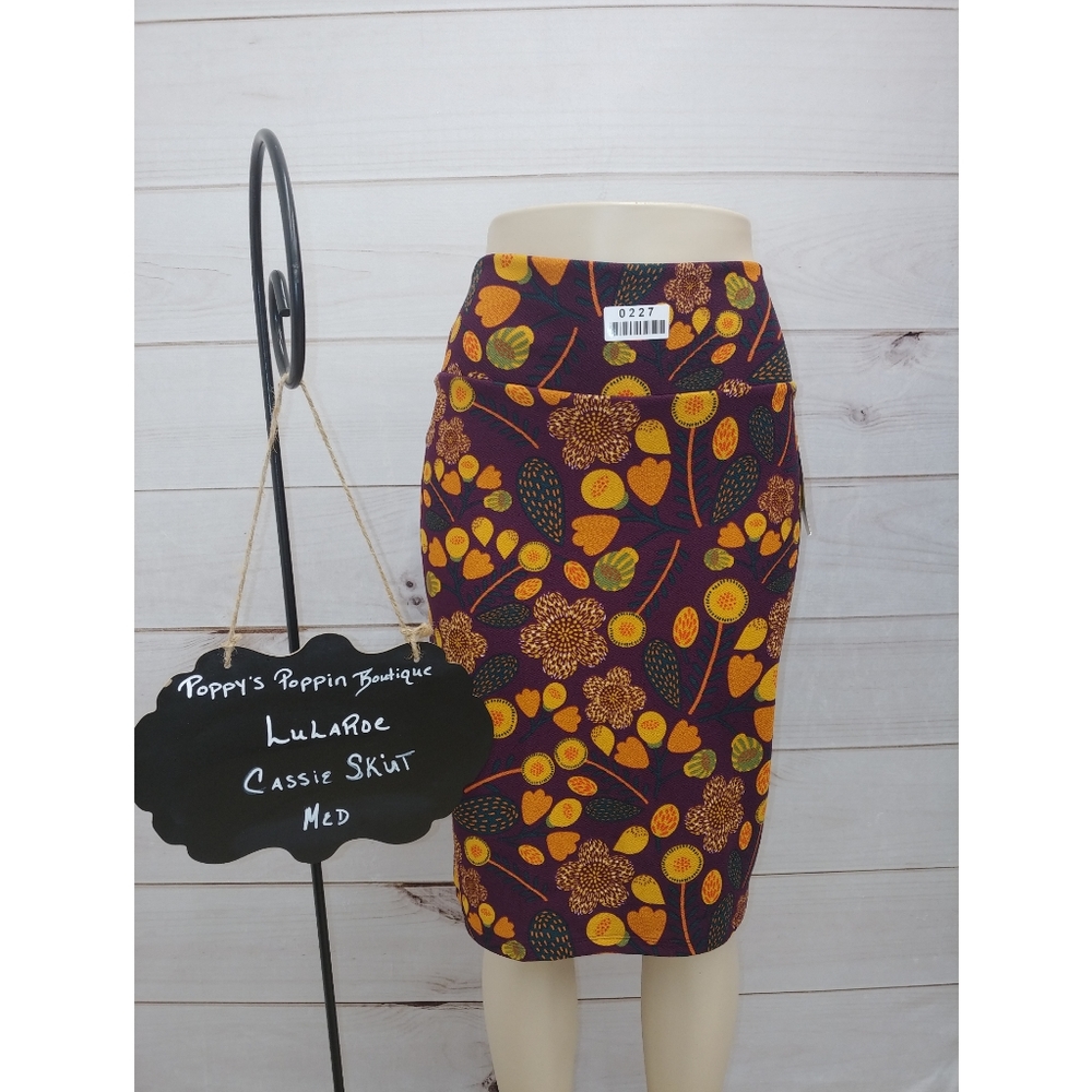 Pencil Skirt, Lularoe Cassie, Medium